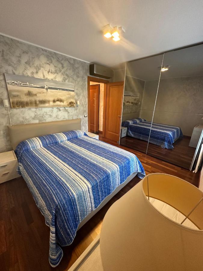 Al Porticciolo Apartment Múggia Екстериор снимка