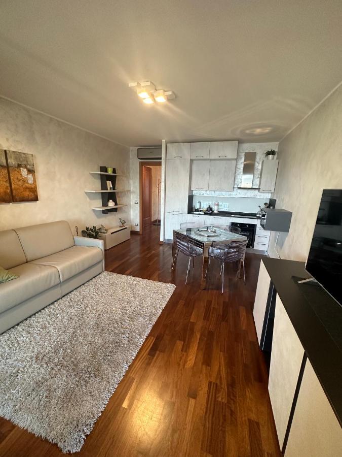 Al Porticciolo Apartment Múggia Екстериор снимка
