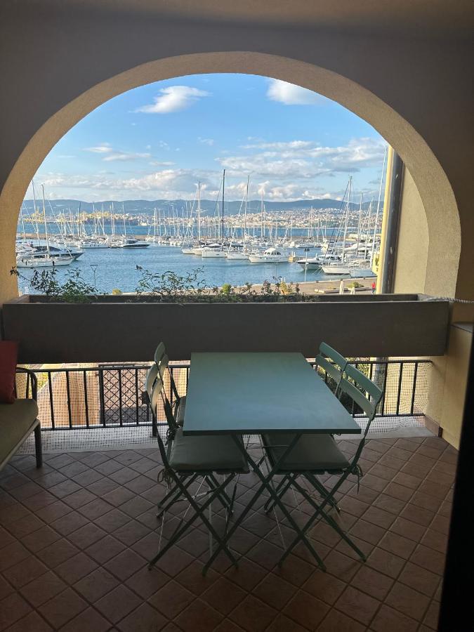 Al Porticciolo Apartment Múggia Екстериор снимка
